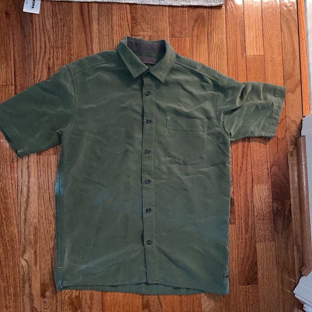 REI Green Button Down Short Sleeve Collared Top Men’s Size Small